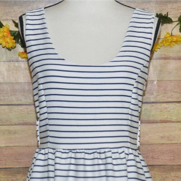 Lauren Conrad Sun Dress Navy Nautical Cross Back Size L Fit & Flare Preppy Lined - Picture 2 of 11